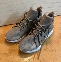 PUMA - Frauen Muse Echo Ep Schuhe Grau/Weiß Gr.41 Bayern - Neufahrn Vorschau