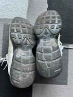 Nike Schuhe in 42-43. leider ist kein Größenschild drinnen. Hessen - Maintal Vorschau