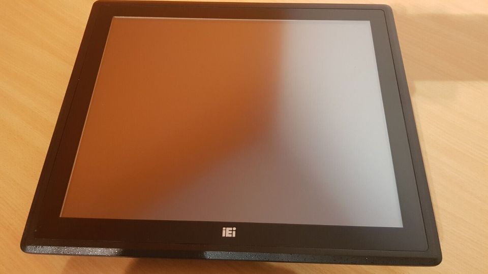 IEI DM-F17A/R-R20 / LCD Touch Screen Monitor - Neu!! in Saarbrücken