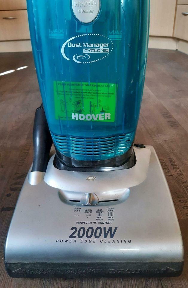 Hoover Staubsauger DM 4523 beutellos in Spalt