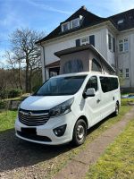 Van Bus mit Aufstelldach Opel Vivaro neuer TüV scheckheftgepflegt Schleswig-Holstein - Reinbek Vorschau