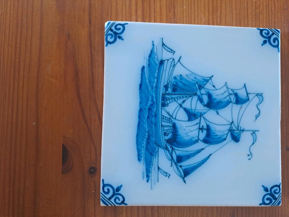 Friesische Fliesen neu und antik (Windmühle, Schiff) in Angern