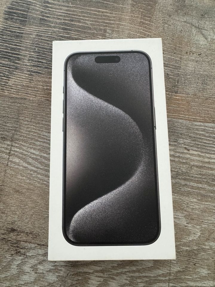 APPLE iPhone 15 Pro 5G 128 GB Titan Schwarz Dual Sim in Schwäbisch Hall