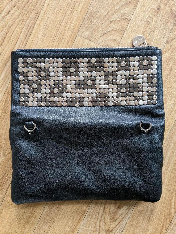 Clutch, Abendtasche, Crossbody, Hallhuber in Berlin