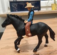 Schleich Pferd schwarz mit Westernreiter Bayern - Tutzing Vorschau