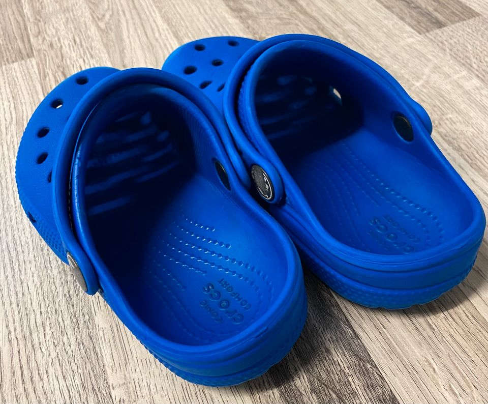 Crocs Kids Classic Clog dunkelblau/blue bolt Gr. C11 / 28-29 in Löhne