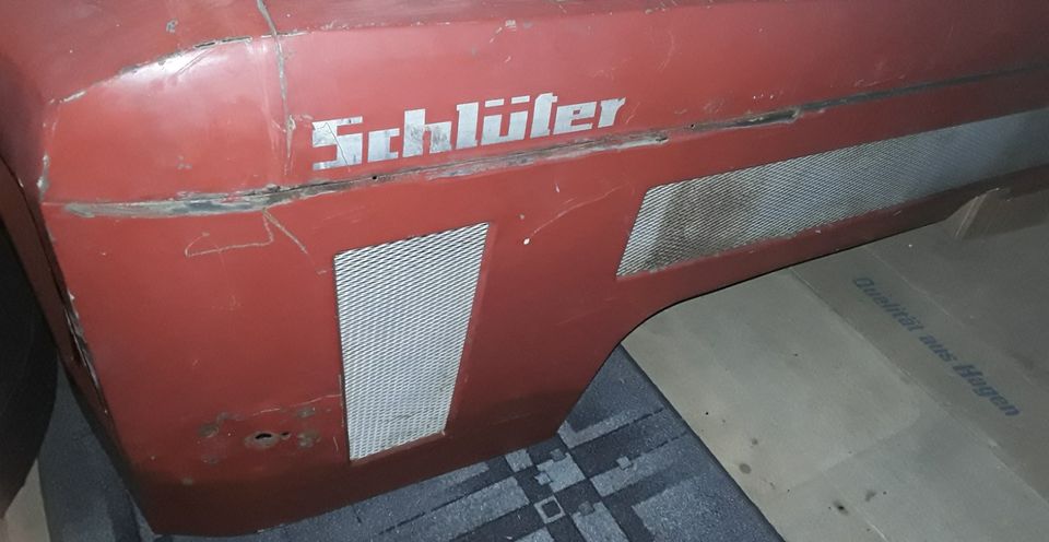 Schlüter Motorhaube Super Serie Traktor in Erlbach