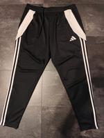 Adidas Jogginghose Größe L nur einmal getragen Thüringen - Ruhla Vorschau