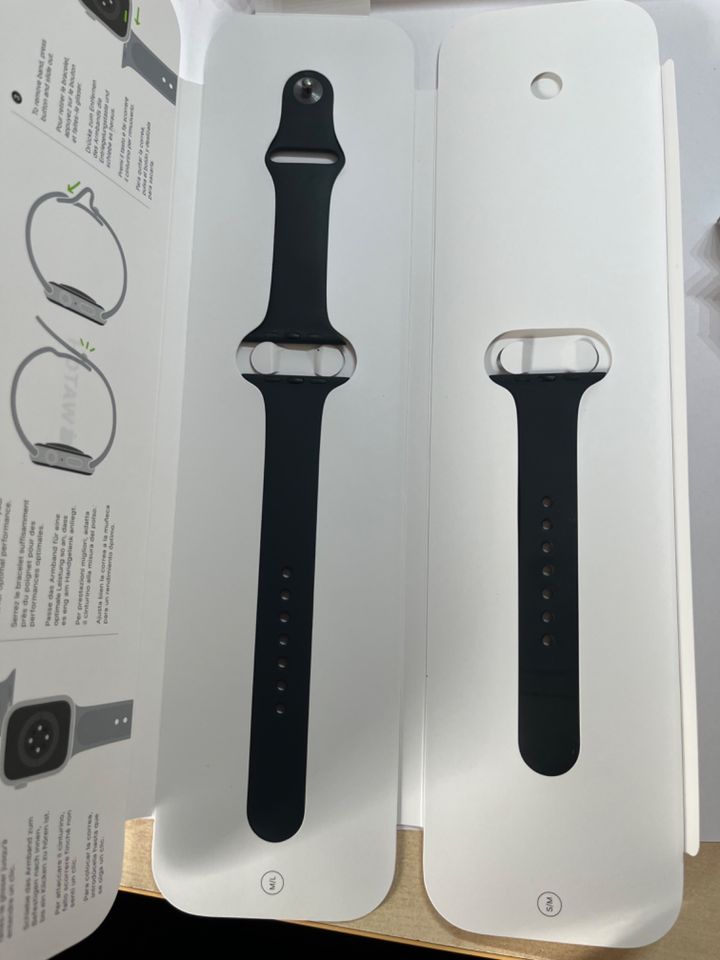 Apple Watch Series 7 45mm - Top Zustand, immer mit Schutz in Wermelskirchen
