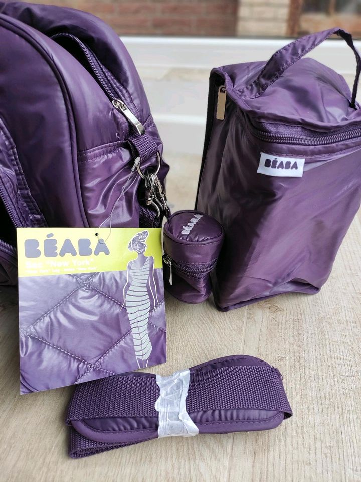 Neu OVP: Béaba Beaba Wickeltasche New York violett lila+Zubehör in Köln