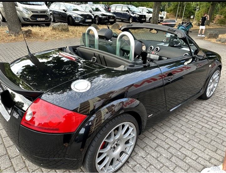 Audi TT Roadster 3.2 V6 Quattro 8N  schwarz DSG Vollleder in Saarbrücken