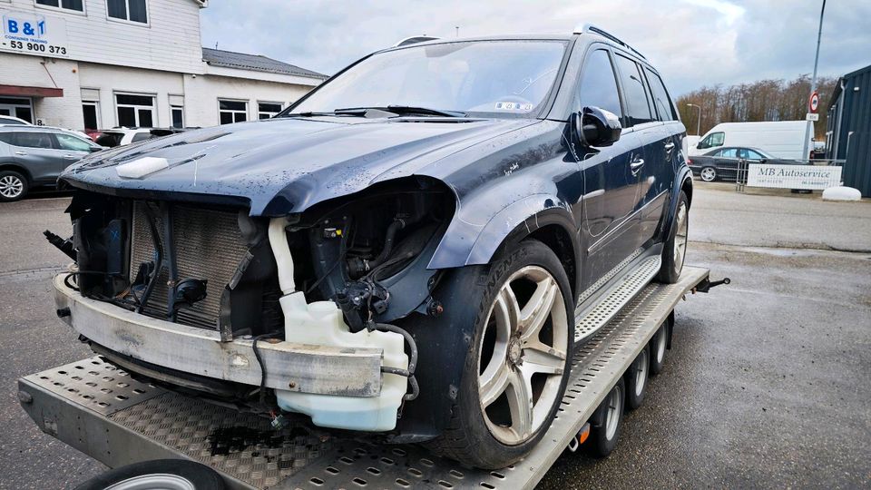 Niewiadow 5m autotransport Anhänger Plattform Trailer Autoanhänge in Duisburg