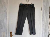 Knielange schwarze Sommerhose Nordrhein-Westfalen - Enger Vorschau