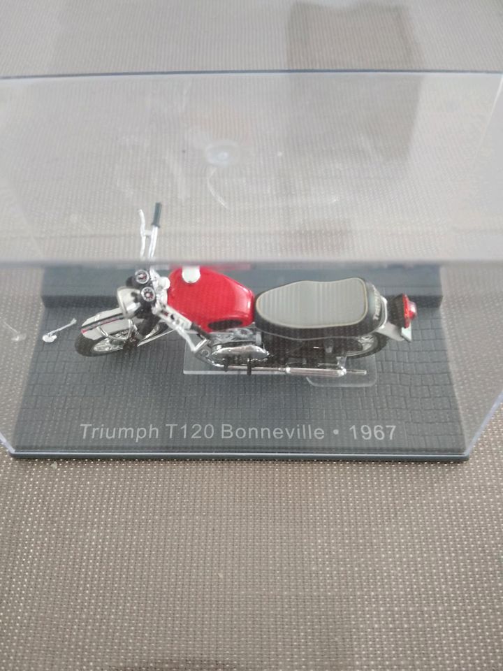 Triumph T 120 Bonneville 1967 in Viernau