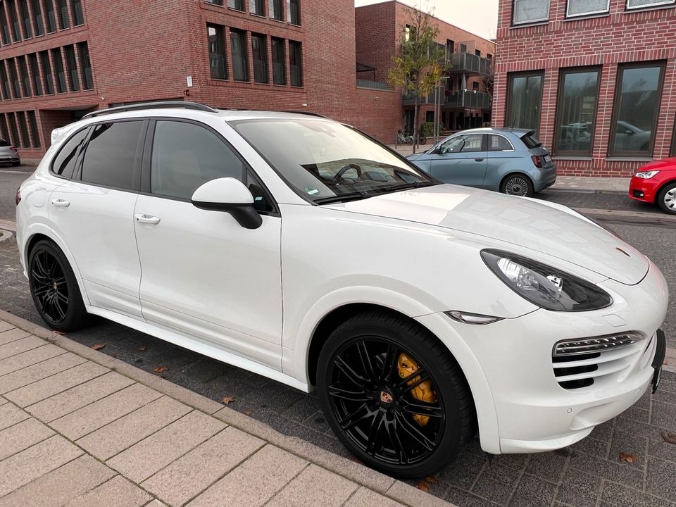 Porsche Cayenne luftfahrwerk Monitore Seiten Rollo Panorama Bose in Achim