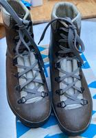 LOWA Wanderschuhe Größe 5 1/2 München - Allach-Untermenzing Vorschau