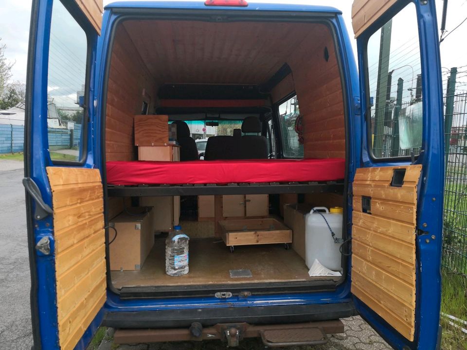 Fiat Ducato Benzin/Erdgas Camper ausbau ohne TÜV in Castrop-Rauxel