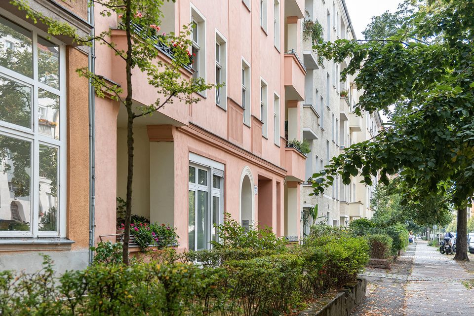 Vermietete 2-Zimmer-Altbauwohnung mit Balkon in Pankow in Berlin
