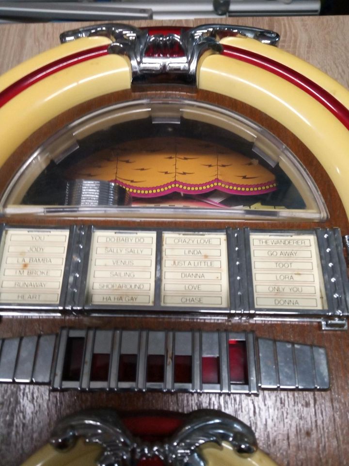 Radio Jukebox Vintage Oldie Musikbox Tausch in Burgwedel