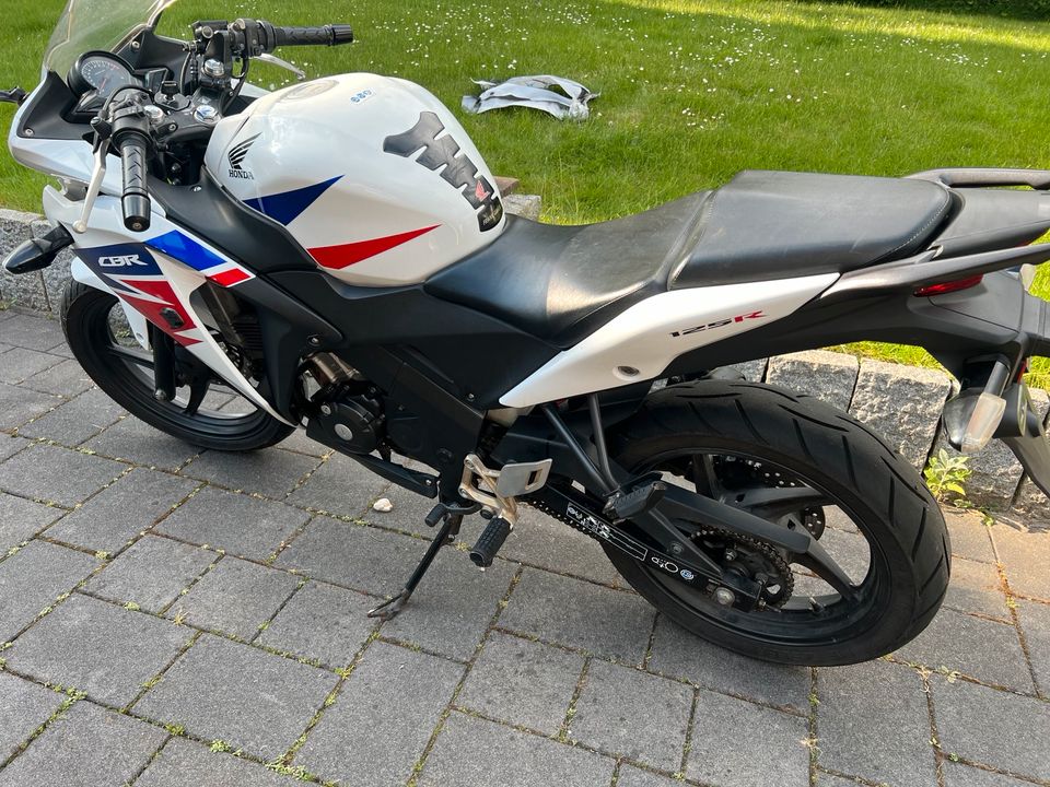 Honda CBR 125 JC50 in Dortmund