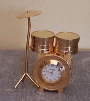 NEU Mini Tischuhr Schlagzeug Drums Uhr Gold Nürnberg (Mittelfr) - Gebersdorf Vorschau