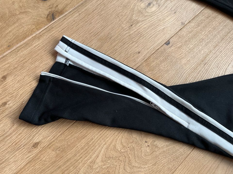 Adidas Hose Trainingsanzug schwarz Gr XL schwarz in Langenlonsheim