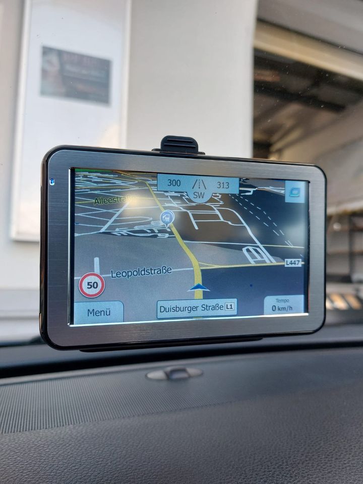 Neu: Auto Navi GPS LKW PKW - Europa Karte in Duisburg