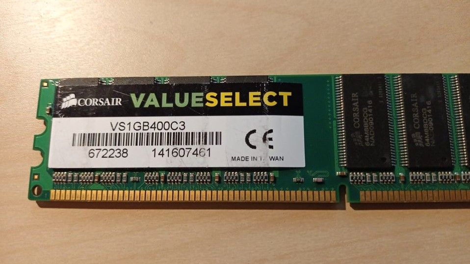 2* Corsair 1GB DDR1 Ram 2GB Arbeitsspeicher Qualität Dual-Kit in Metten