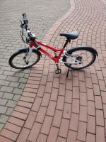 Woom 4 rot Kinderfahrrad 20 Zoll *mit Zubehör* Berlin - Steglitz Vorschau