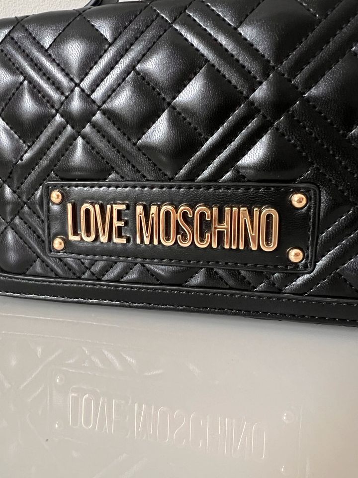 Love Moschino Handtasche schwarz Tasche / Clutch in Ober-Ramstadt