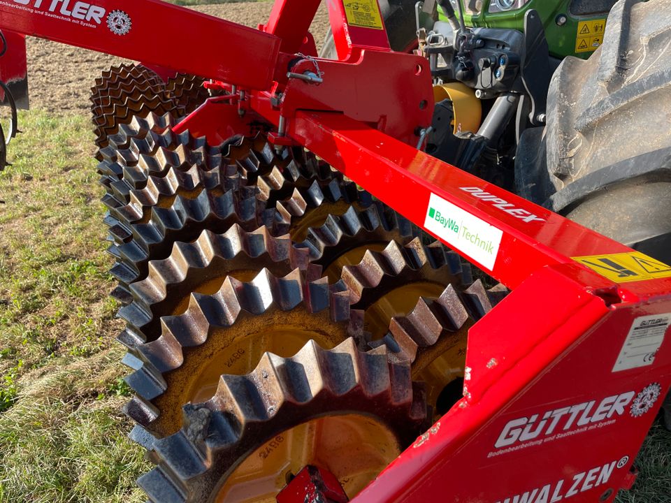 Kuhn NC3000 (Venta) + Gütteler Frontpacker in Rothenburg o. d. Tauber