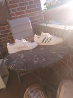 Adidas Schuhe grün weiss gr 46 Niedersachsen - Haren (Ems) Vorschau