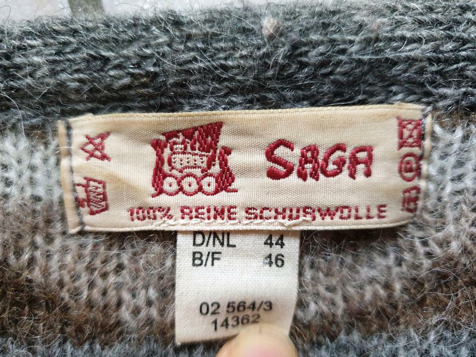 Wolljacke Saga Vilja Gr. 44 100% Schurwolle Islandjacke in Pirna