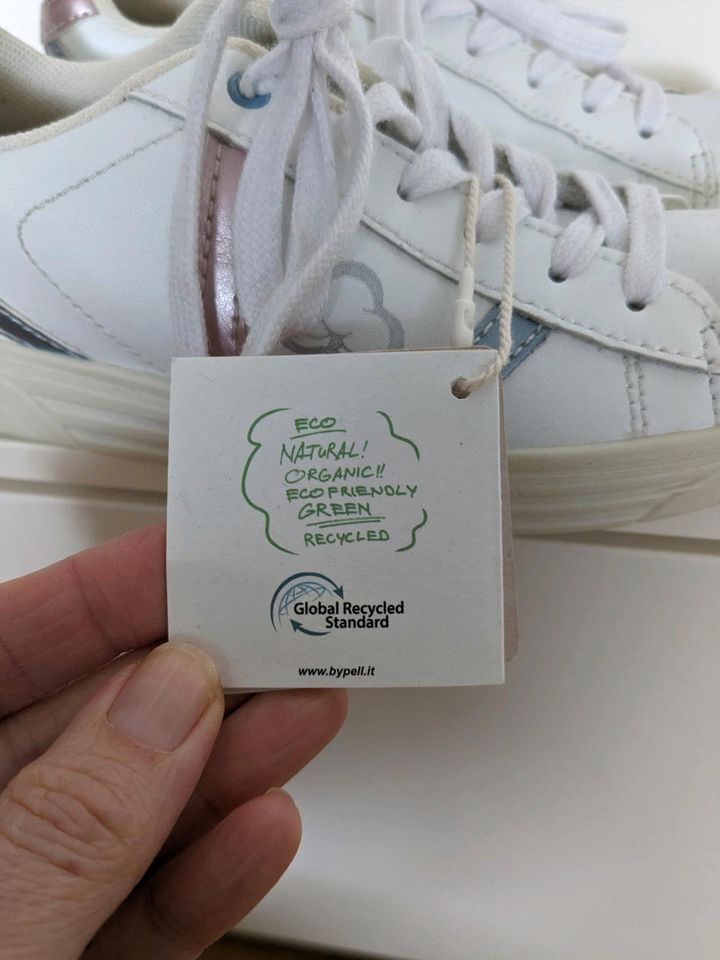 Primigi Sneakers, Halbschuhe gr. 30 neu mit Etikett in Obermichelbach