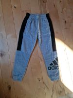 Adidas Jogginghose Sporthose Gr. 140 grau schwarz lang Bayern - Kemnath Vorschau