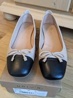 Unisa * Ballerina BELLE * creme / schwarz * Gr. 38 * NEU Hessen - Künzell Vorschau