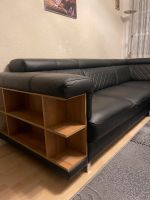 Leder Sofa mit Holzregal Niedersachsen - Garbsen Vorschau