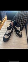sehr schönes Original Givenchy sneakers np 680 e Baden-Württemberg - Konstanz Vorschau