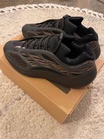 Adidas Yeezy 700 V3 Clay Brown Gr: 48 Brandenburg - Dahlewitz Vorschau