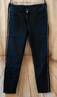 Schöne Damenjeans,  Gr. 44 (34/32), dunkelblau neuwertig Berlin - Tempelhof Vorschau