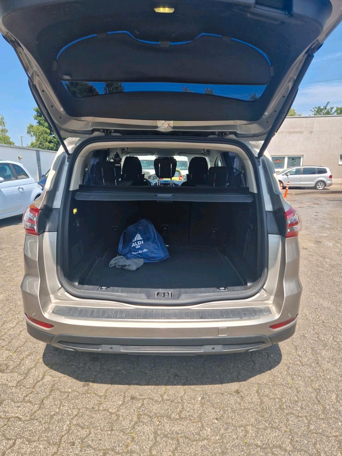 Abbildung des Autos Ford s max 2,0 diesel Ti…