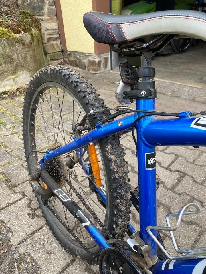 Fahrrad Mountainbike 27,5 blau weiß in Pockau