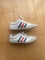 Adidas Sneaker (Gr. 42) Niedersachsen - Rötgesbüttel Vorschau