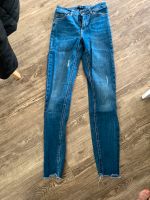 Pieces Jeans Hose Gr. S wie neu Bayern - Plattling Vorschau