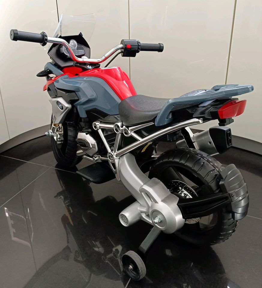 BMW  Kinder elektro Motorrad Groß Wie Neu in Öhringen