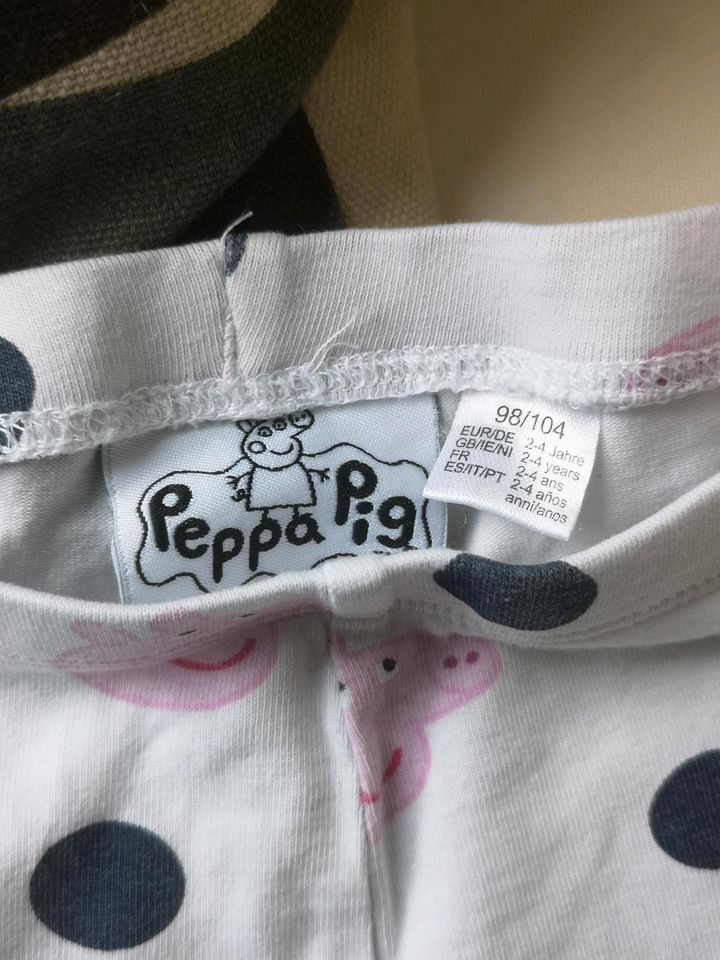 Set Peppa Leggings 98/104 in Scheeßel