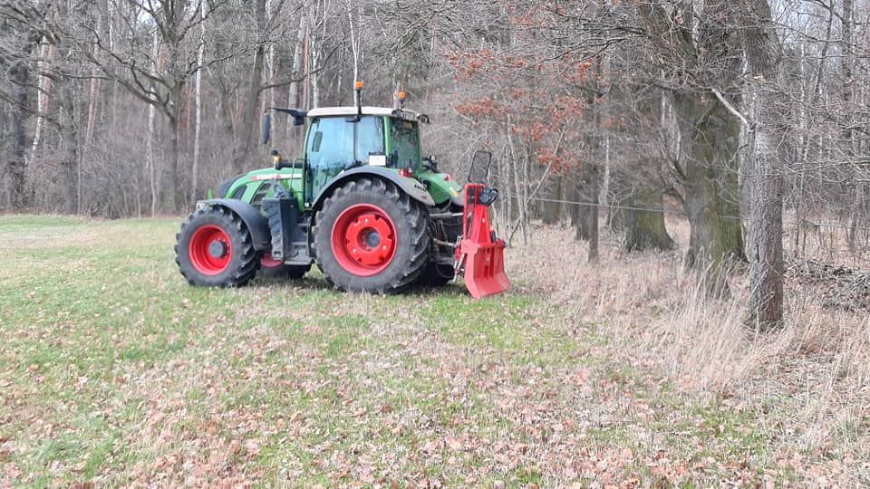 Land- und Forstwirtschaftlicher Transport, Containerdienst in Oschatz