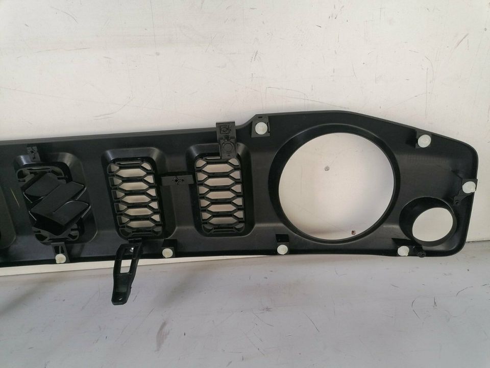 SUZUKI JIMNY 4 AB 2018 Gitter Grill Kühlergrill Original 7211178✅ in Essen