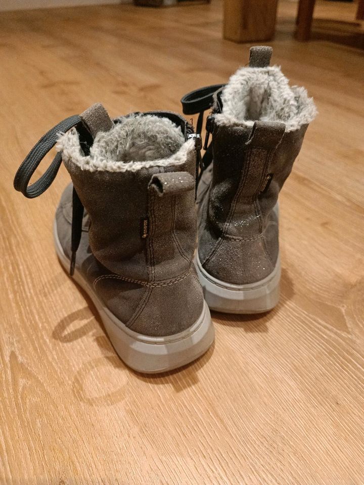 Winterstiefel Gr. 36 von superfit in Gutach