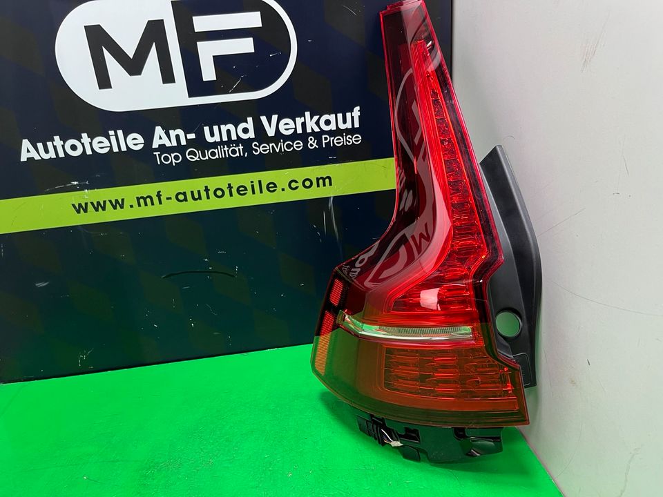 Volvo V60 LED Heckleuchte Rückleuchte Lampe Hinten links in Hamburg